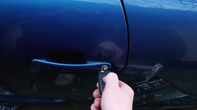 Jak zakodować kluczyk Audi A3 8L - proste kroki, które zadziałają Jak zakodować kluczyk Audi A3 8L - proste kroki, które zadziałają
